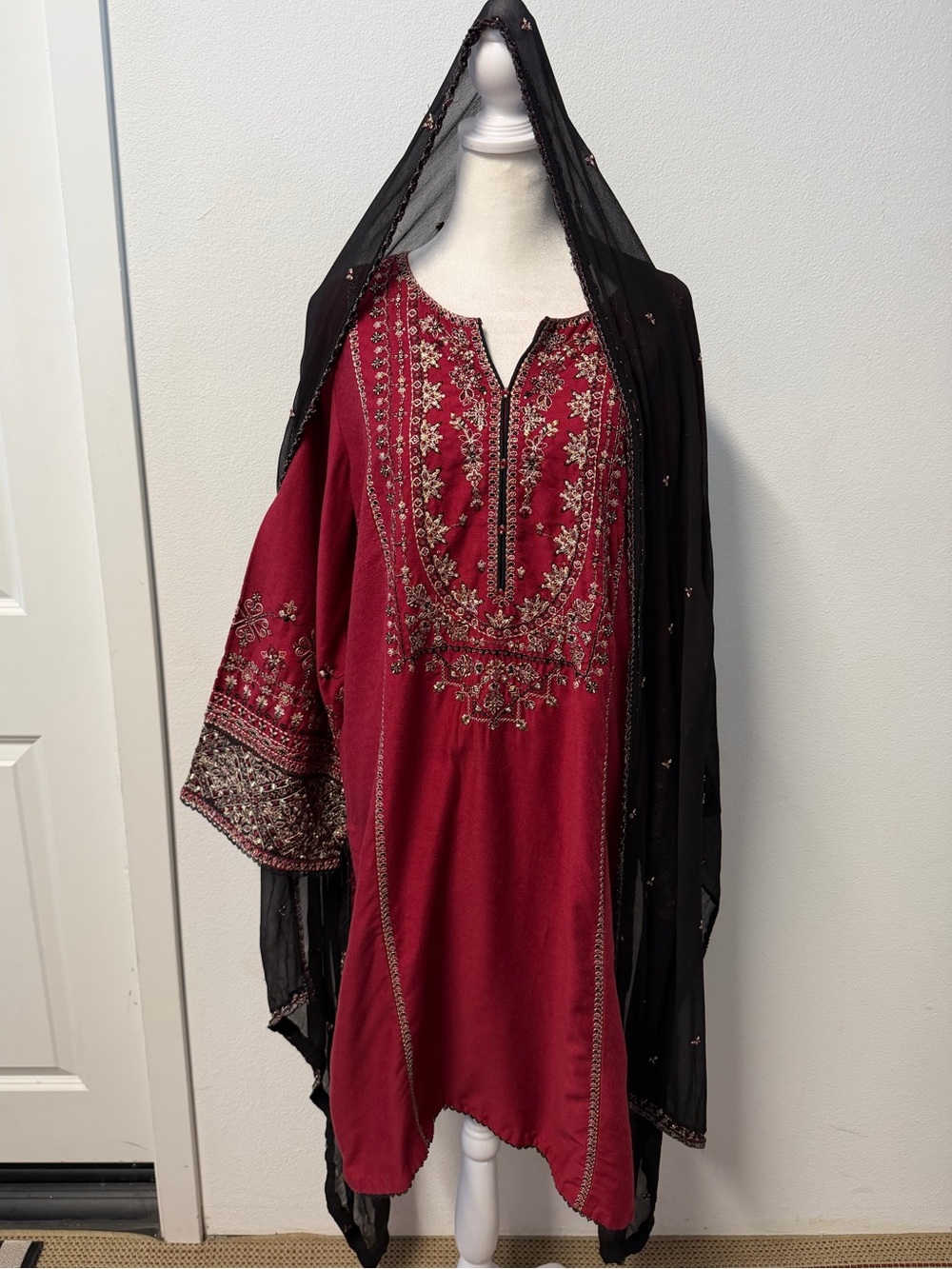 Batik Maroon Embroidered 3 Piece Pakistani Kameez Trouser Dupatta Set Size Large